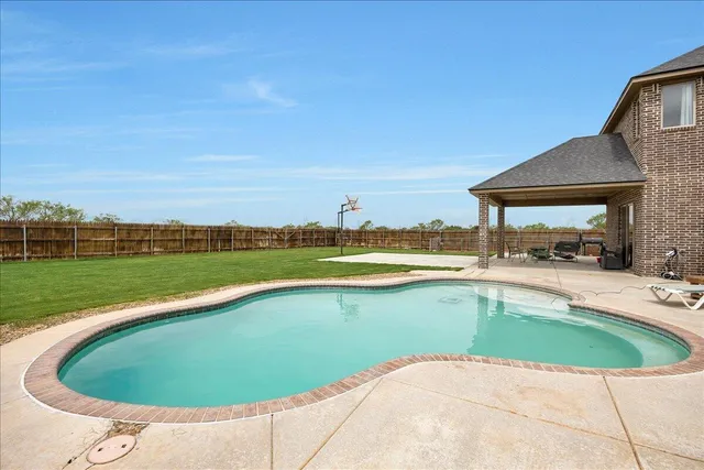 $685,000 | 1000 Canyon Parkway, Canyon, TX 79015