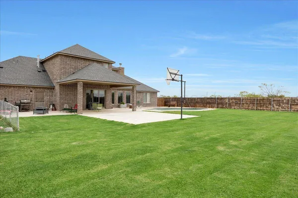 $655,000 | 1000 Canyon Parkway, Canyon, TX 79015