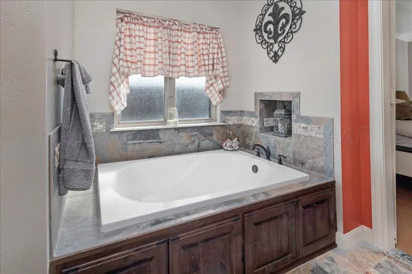 $655,000 | 1000 Canyon Parkway, Canyon, TX 79015
