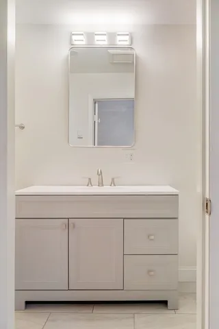 $4,975 | 321 Tappan Street, Unit 1A, Brookline, MA 02445