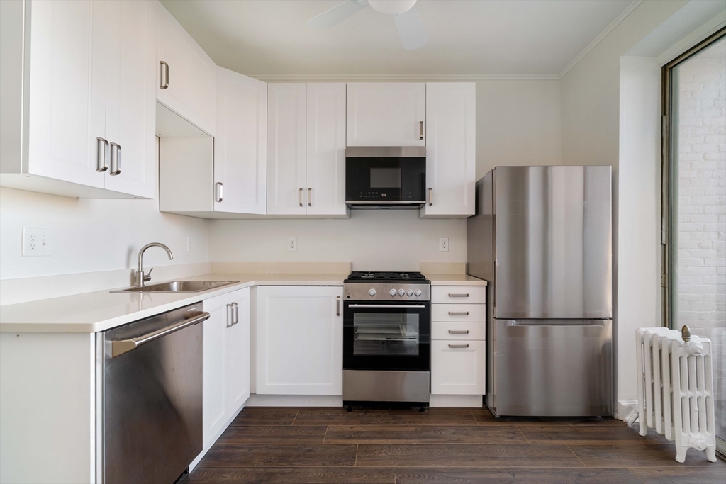 321 Tappan Street, Unit 1A Brookline, MA 02445 - Photo 7 of 19