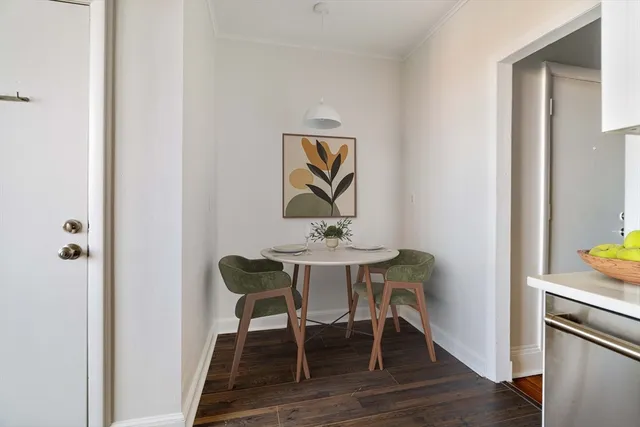 $4,975 | 321 Tappan Street, Unit 1A, Brookline, MA 02445