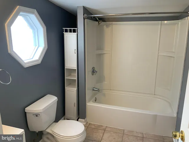 $1,850 | 228 Orange Street, Gloucester City, NJ 08030