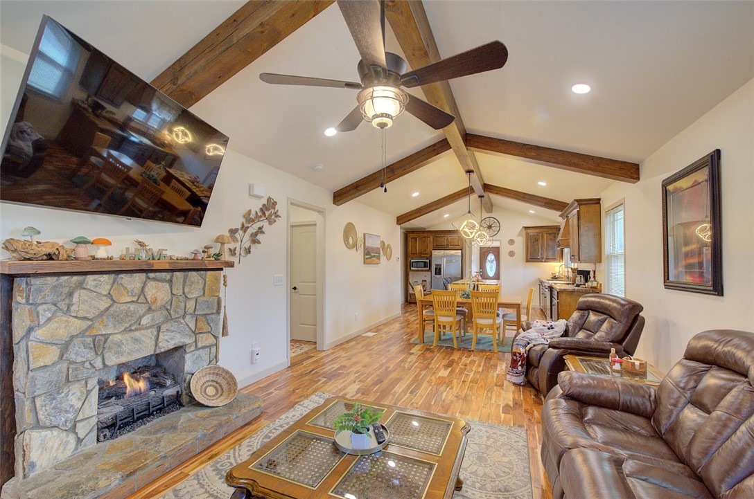 202 East Jones Avenue Pickens, SC 29671 - Photo 12 of 33