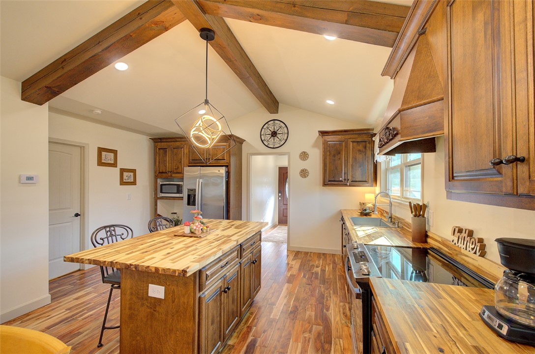 202 East Jones Avenue Pickens, SC 29671 - Photo 17 of 33