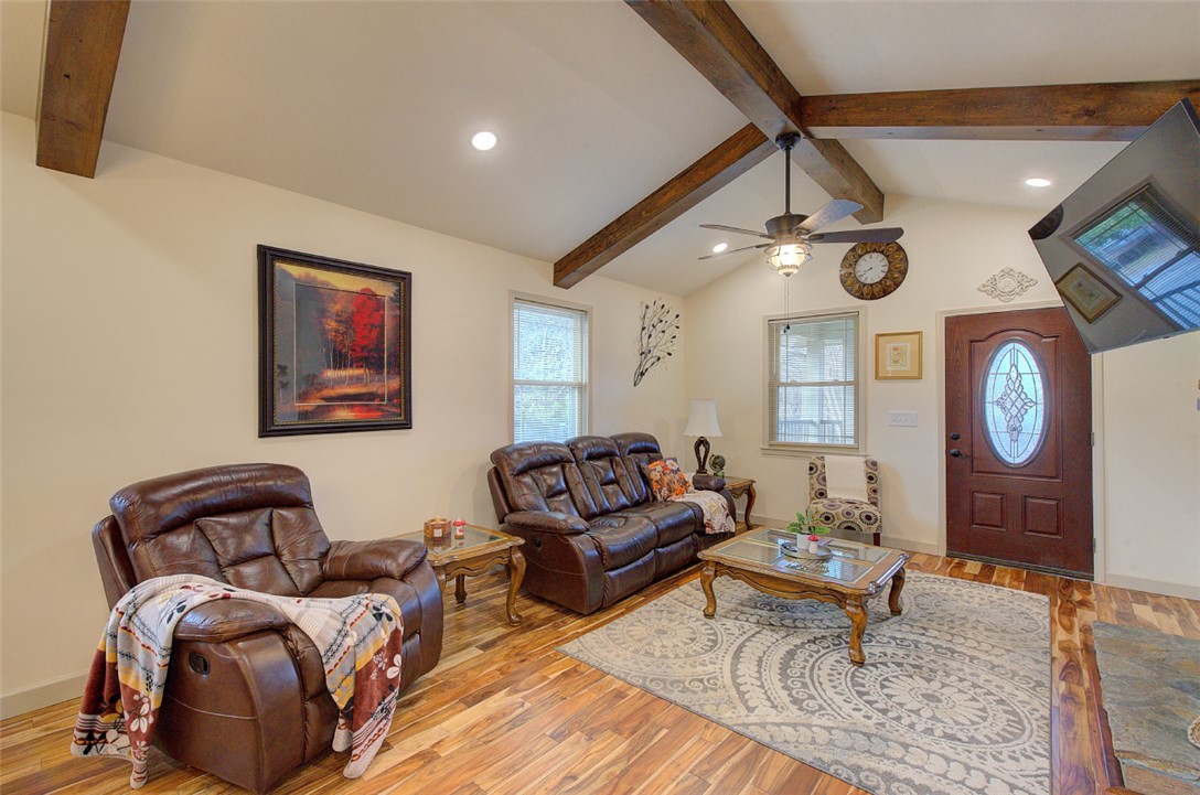 202 East Jones Avenue Pickens, SC 29671 - Photo 8 of 33