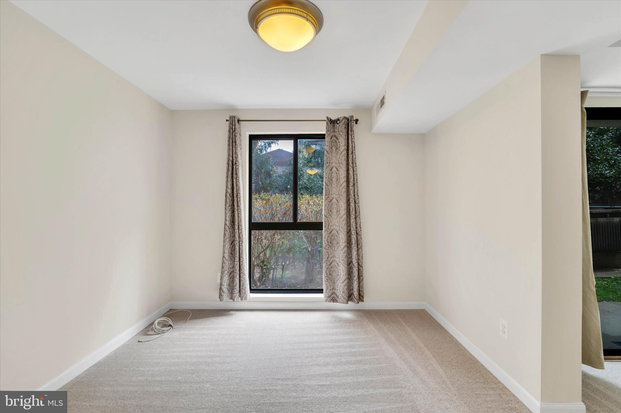 2044 Royal Fern Court, Unit 1A Reston, VA 20191 - Photo 11 of 35