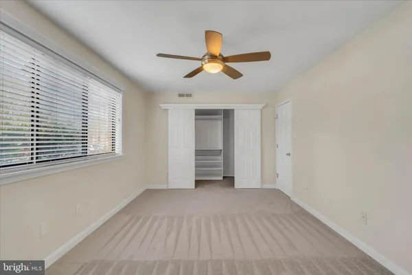 $290,000 | 2044 Royal Fern Court, Unit 1A, Reston, VA 20191