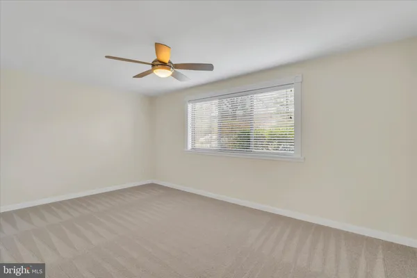 $290,000 | 2044 Royal Fern Court, Unit 1A, Reston, VA 20191