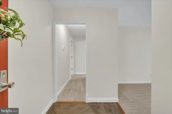 $290,000 | 2044 Royal Fern Court, Unit 1A, Reston, VA 20191