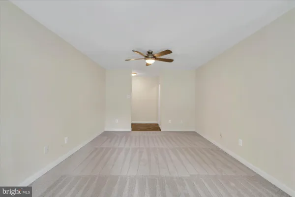 $290,000 | 2044 Royal Fern Court, Unit 1A, Reston, VA 20191