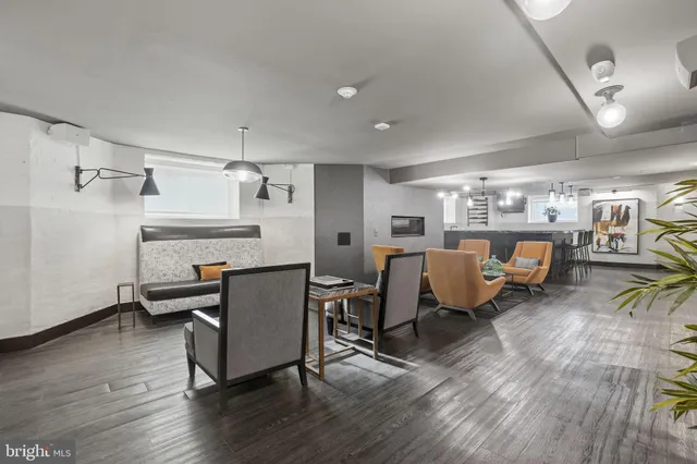 $640,000 | 1801 16th Street Northwest, Unit 501, Washington, DC 20009