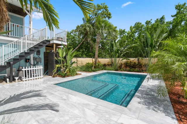 $1,850,000 | 3746 Park Avenue, Big Pine Key, FL 33043
