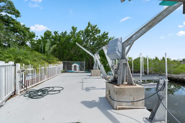 $1,850,000 | 3746 Park Avenue, Big Pine Key, FL 33043