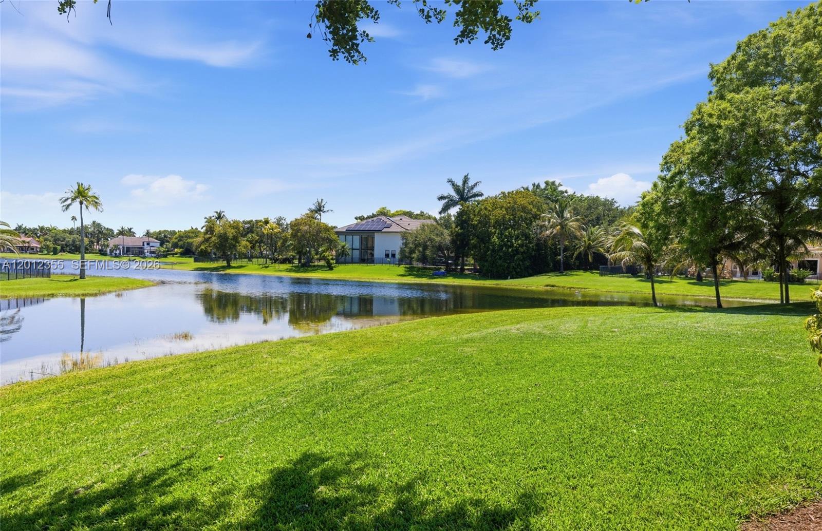 3160 Paddock Road Weston, FL 33331 - Photo 3 of 30