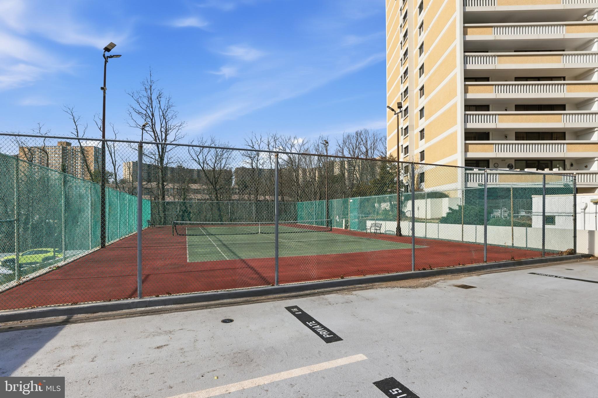 6101 Edsall Road, Unit 1107 Alexandria, VA 22304 - Photo 65 of 114 Tennis court for this building's residents.