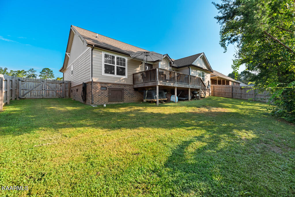 171 Crossroads Boulevard Oak Ridge, TN 37830 - Photo 24 of 29 Fenced Backyard