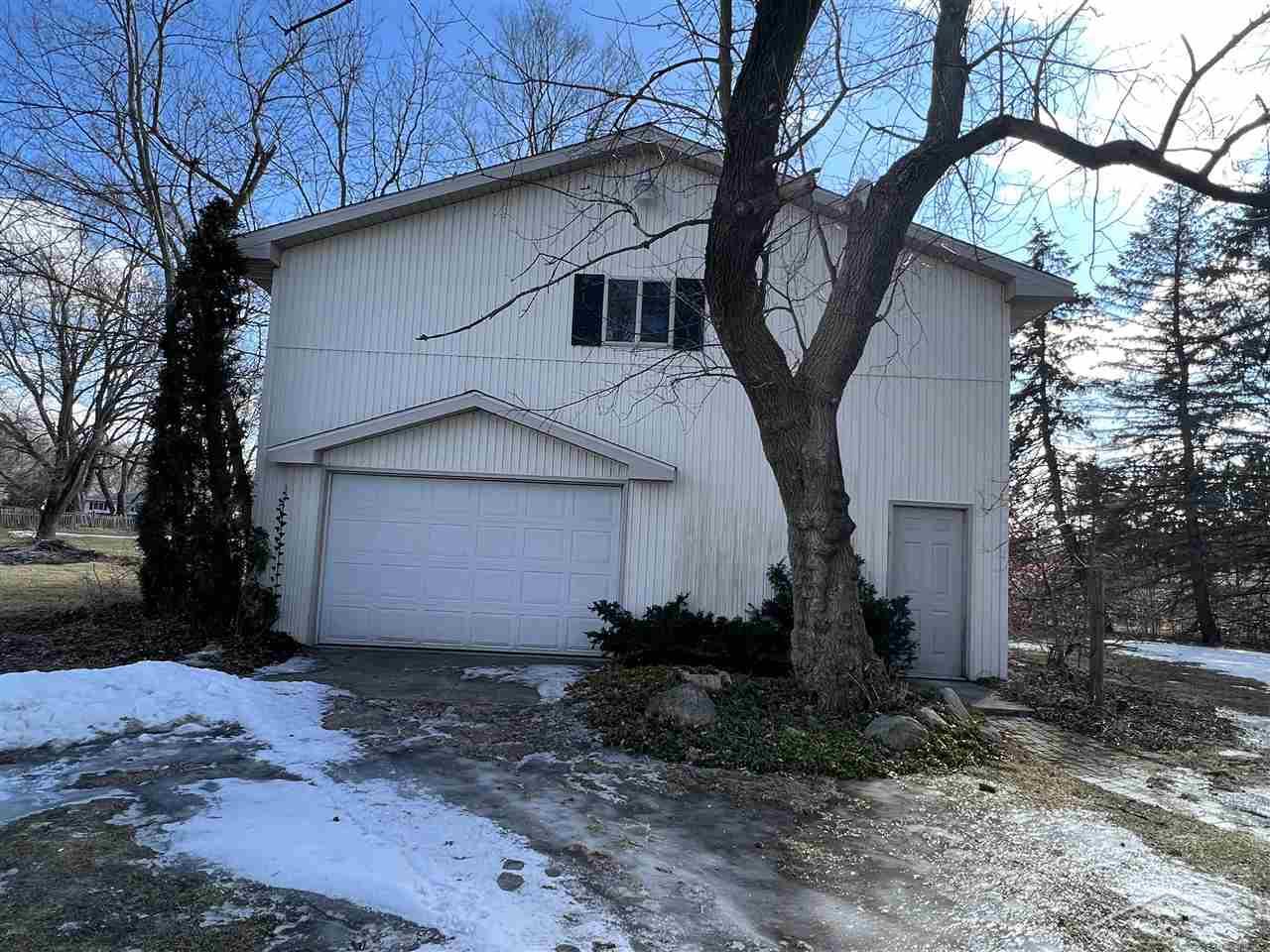 14857 Gratiot Road Hemlock, MI 48626 - Photo 8 of 35
