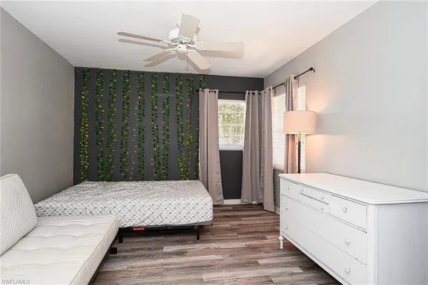 $5,650 | 5125 Cedar Springs Drive, Unit 204, Naples, FL 34110