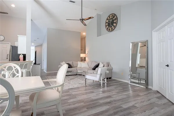 $5,650 | 5125 Cedar Springs Drive, Unit 204, Naples, FL 34110
