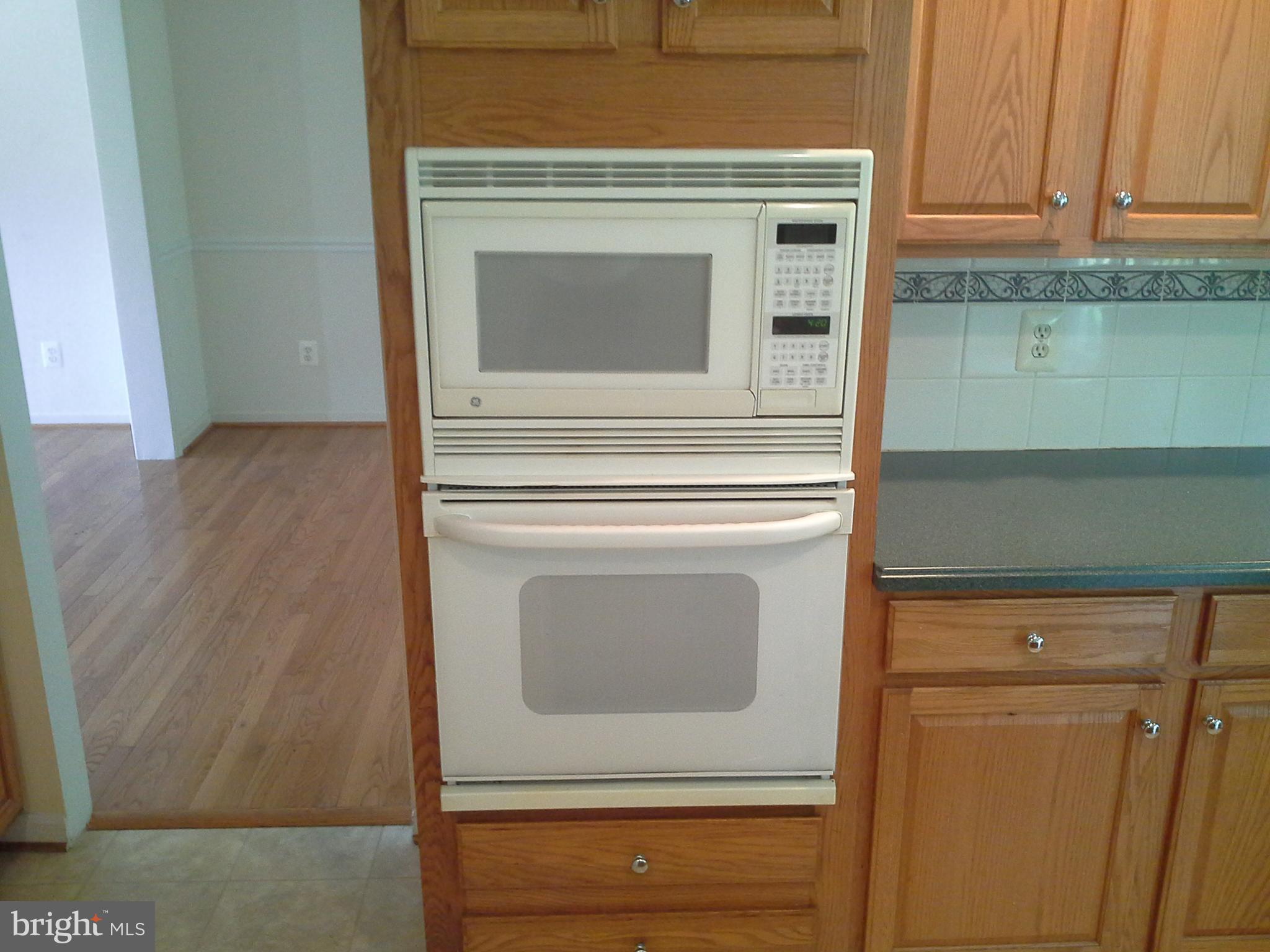 10408 Navarone Place Manassas, VA 20110 - Photo 12 of 31