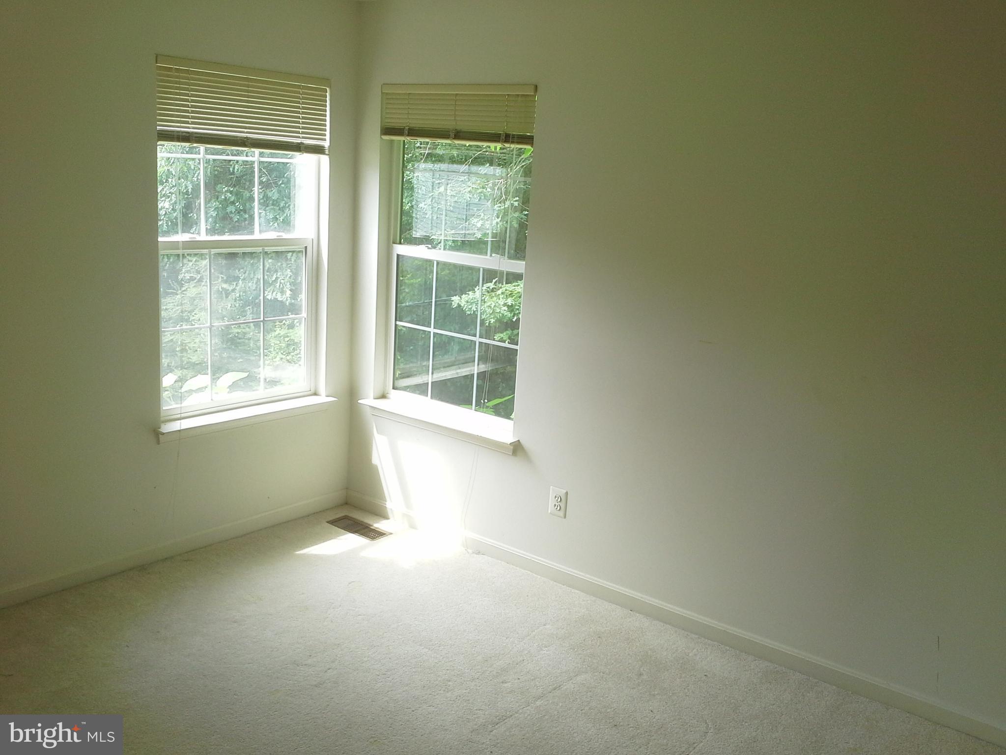 10408 Navarone Place Manassas, VA 20110 - Photo 26 of 31