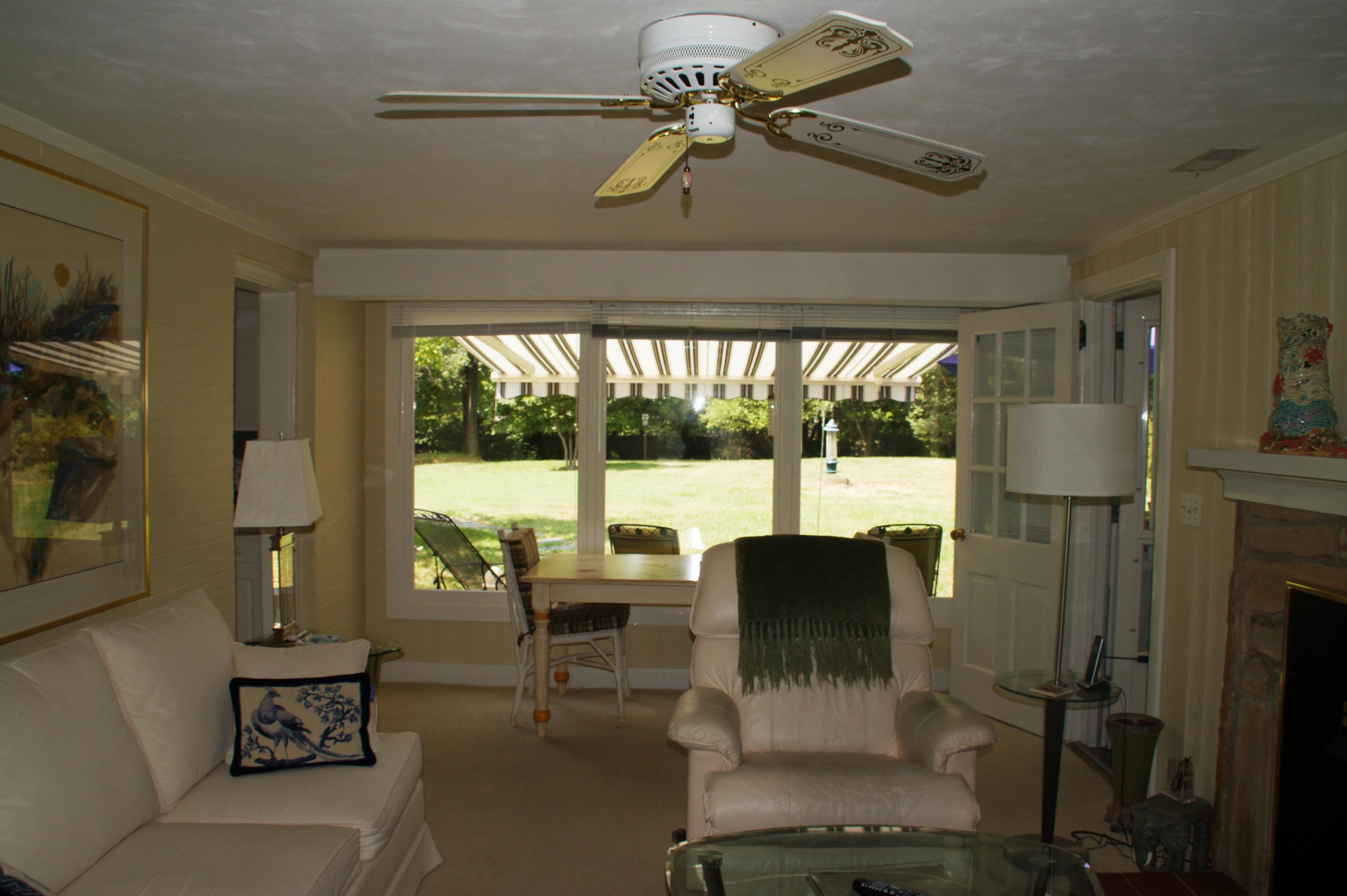 3509 Windsor Road Roanoke, VA 24018 - Photo 15 of 41 Family Room