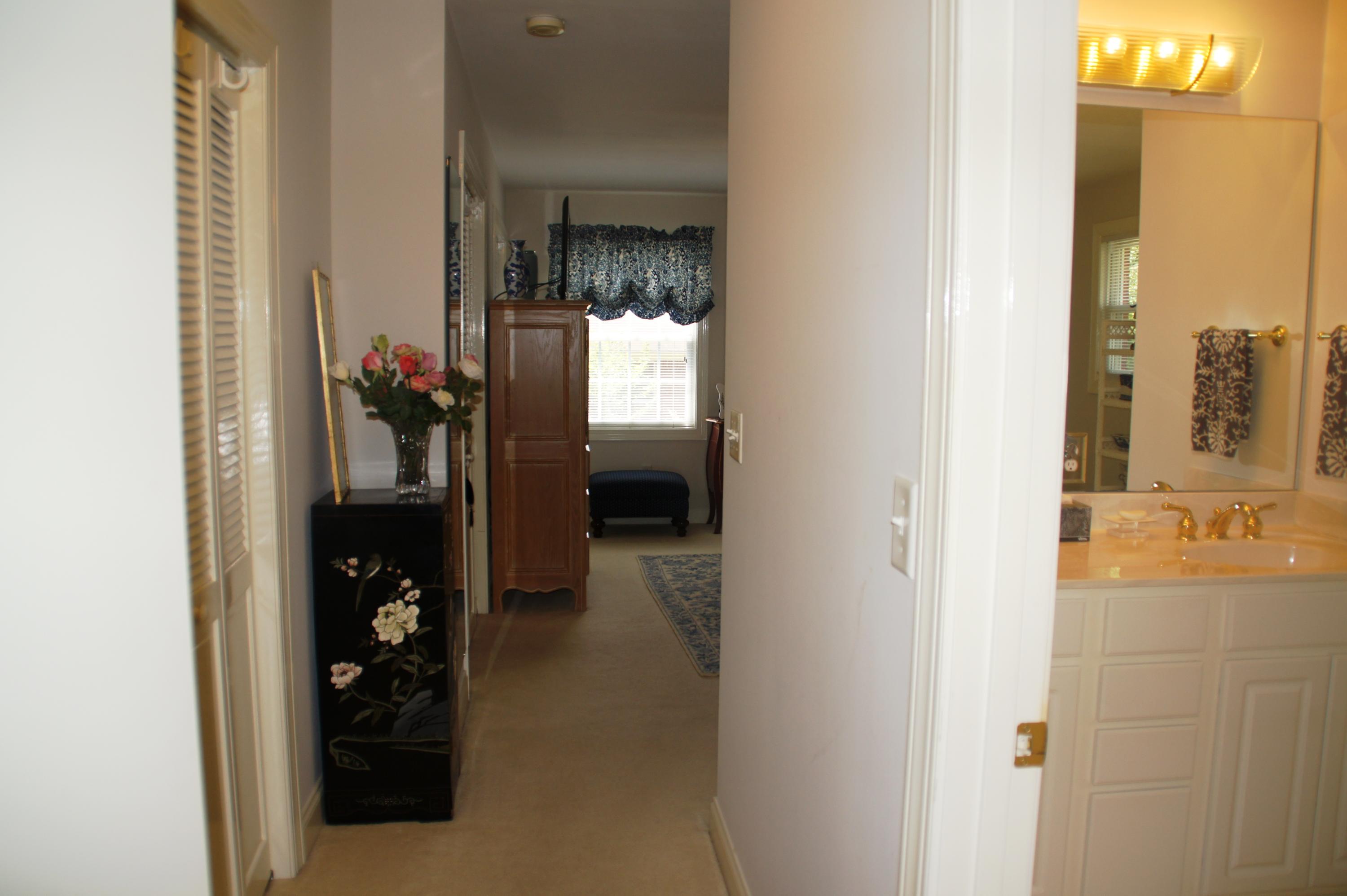 3509 Windsor Road Roanoke, VA 24018 - Photo 20 of 41 Master Suite Entrance