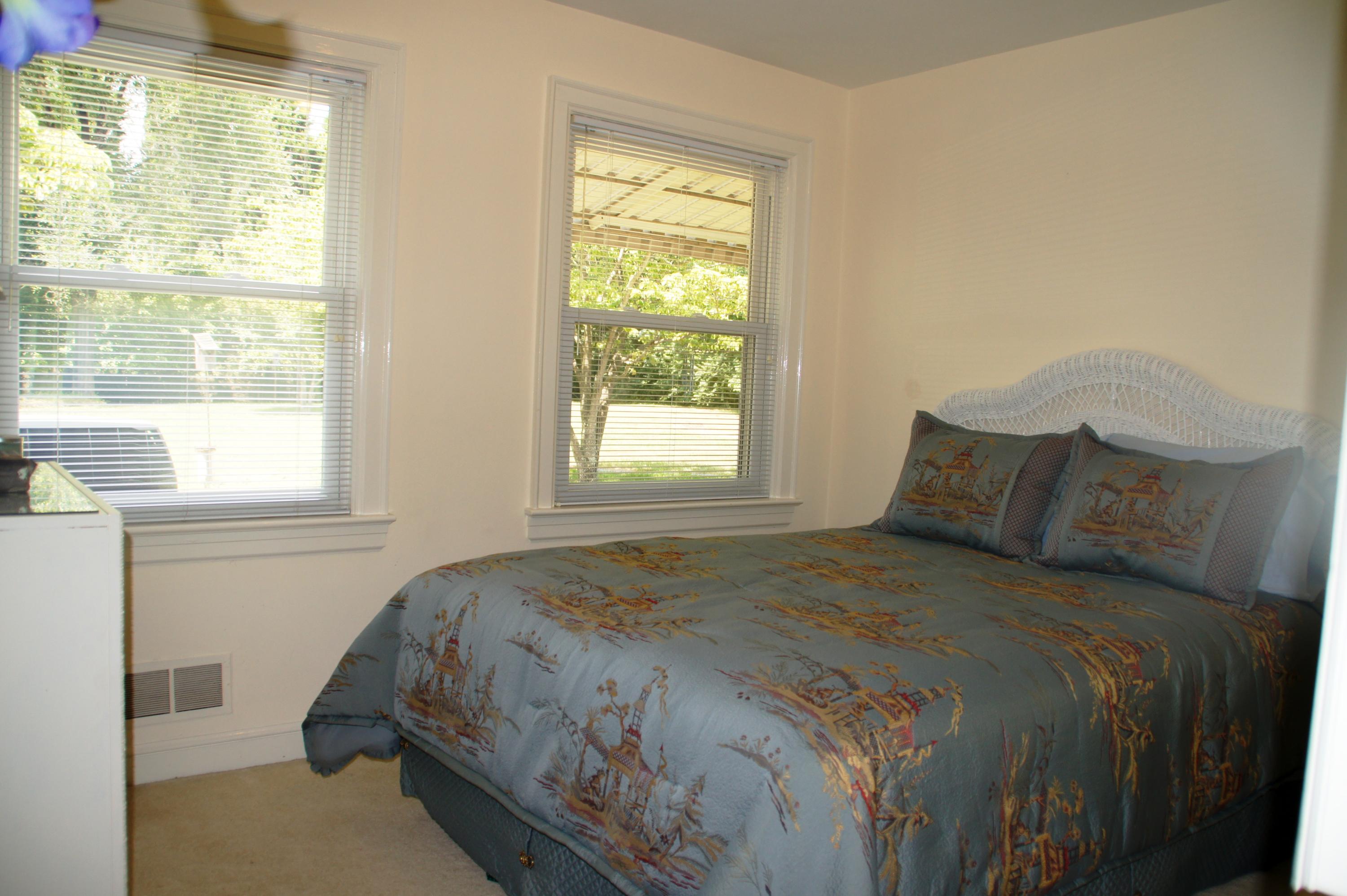 3509 Windsor Road Roanoke, VA 24018 - Photo 26 of 41 Bedroom 2