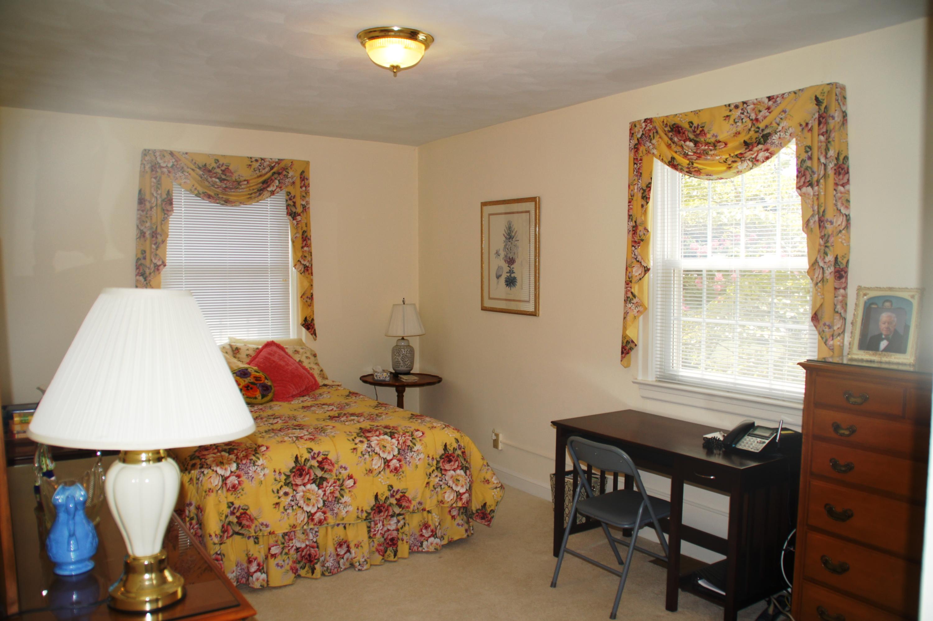 3509 Windsor Road Roanoke, VA 24018 - Photo 27 of 41 Bedroom 3