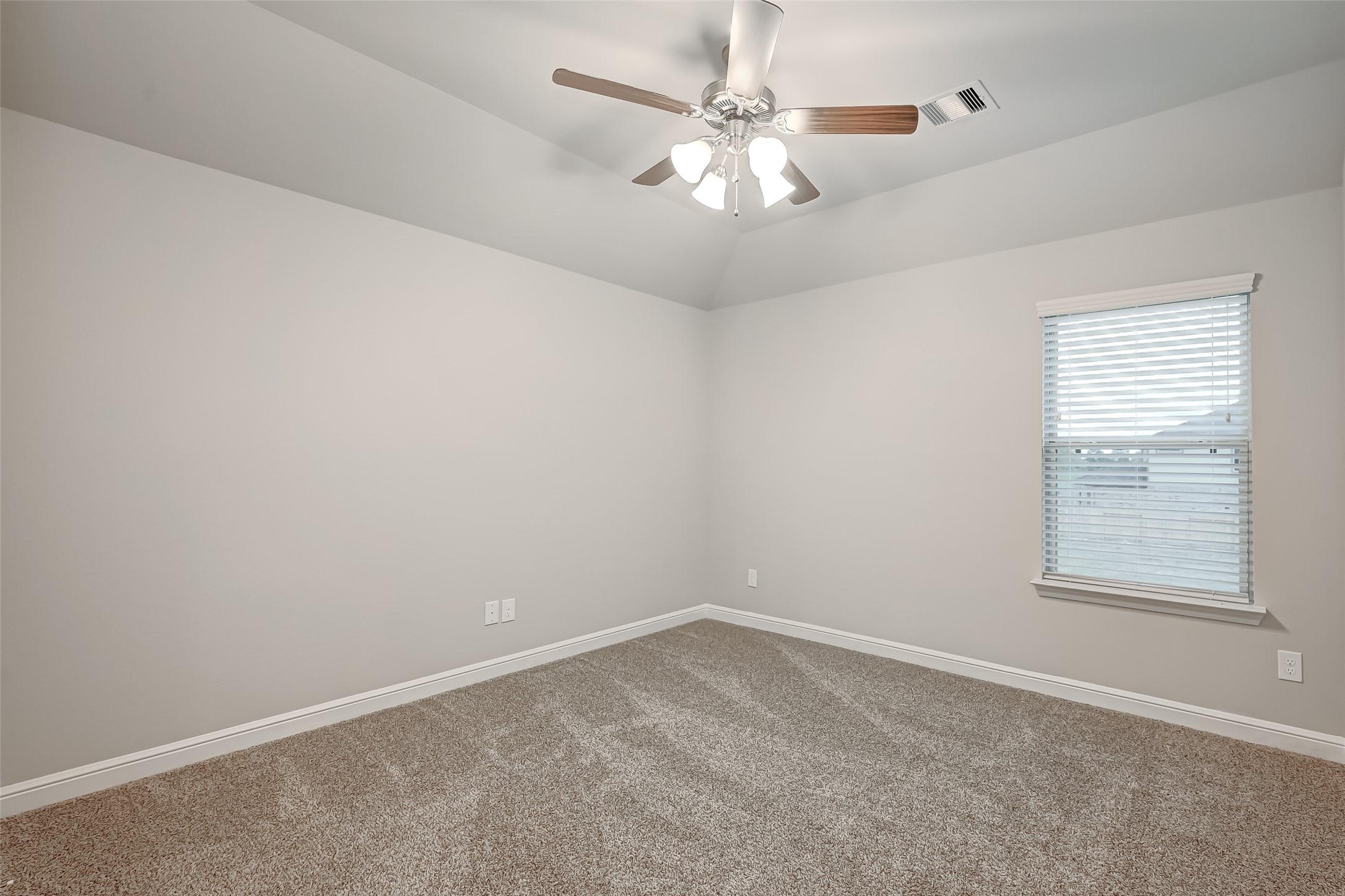 3327 Learning Tree Lane Rosenberg, TX 77471 - Photo 38 of 50 2nd Floor secondary bedroom #4 with walk-in closet