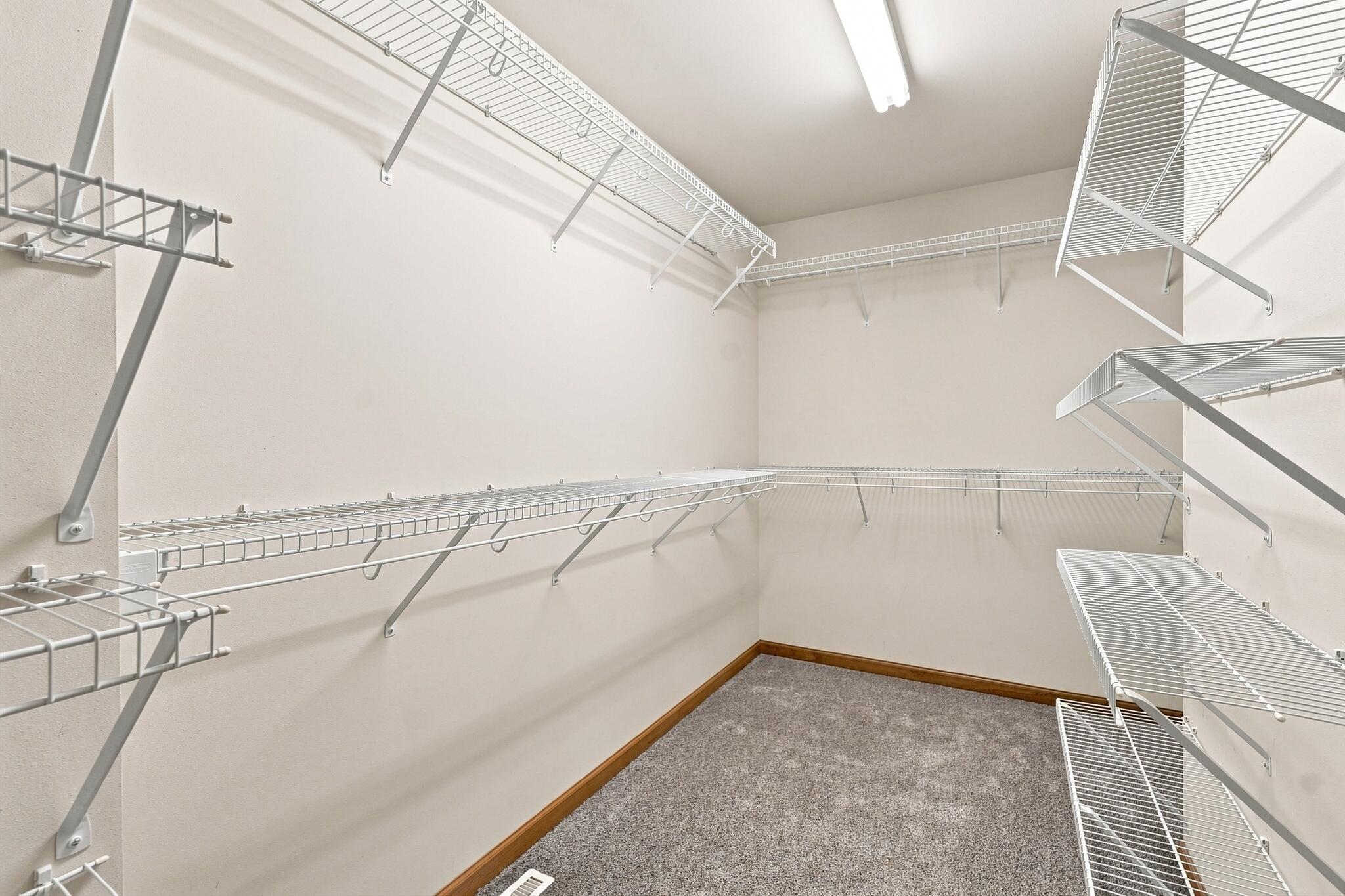 N173W20130 Raymond Road Jackson, WI 53037 - Photo 26 of 44 Master Closet