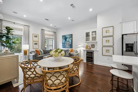 $620,000 | 3210 Carlisle Street, Unit 48, Dallas, TX 75204
