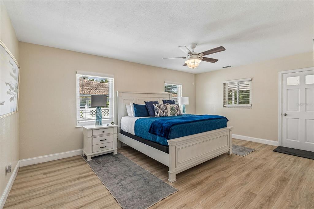 3282 Honeysuckle Road Largo, FL 33770 - Photo 39 of 92