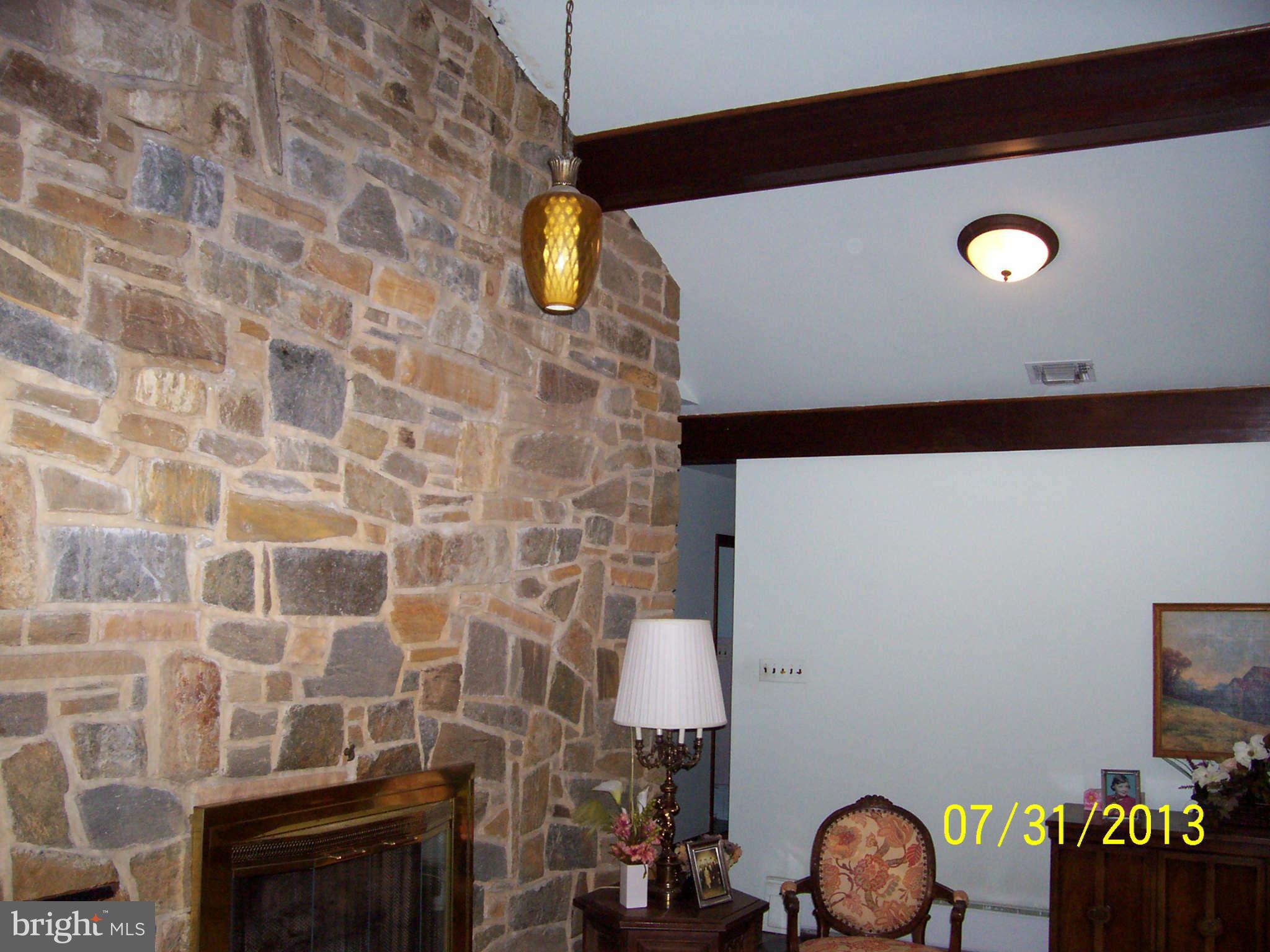 2609 Enterprise Road Bowie, MD 20721 - Photo 21 of 24 Living Room