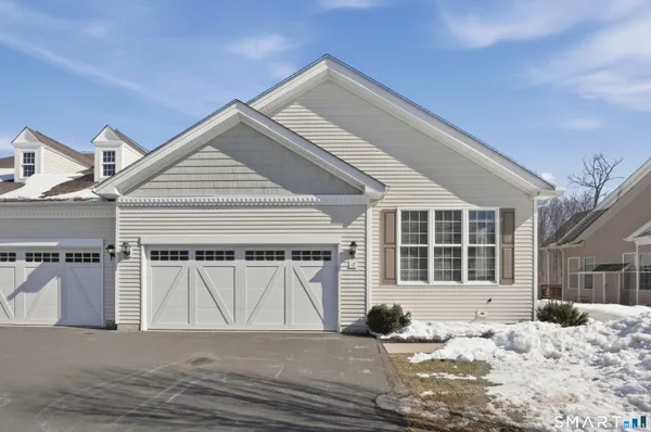 $465,000 | 17 White Oak Drive, Unit 17, Prospect, CT 06712