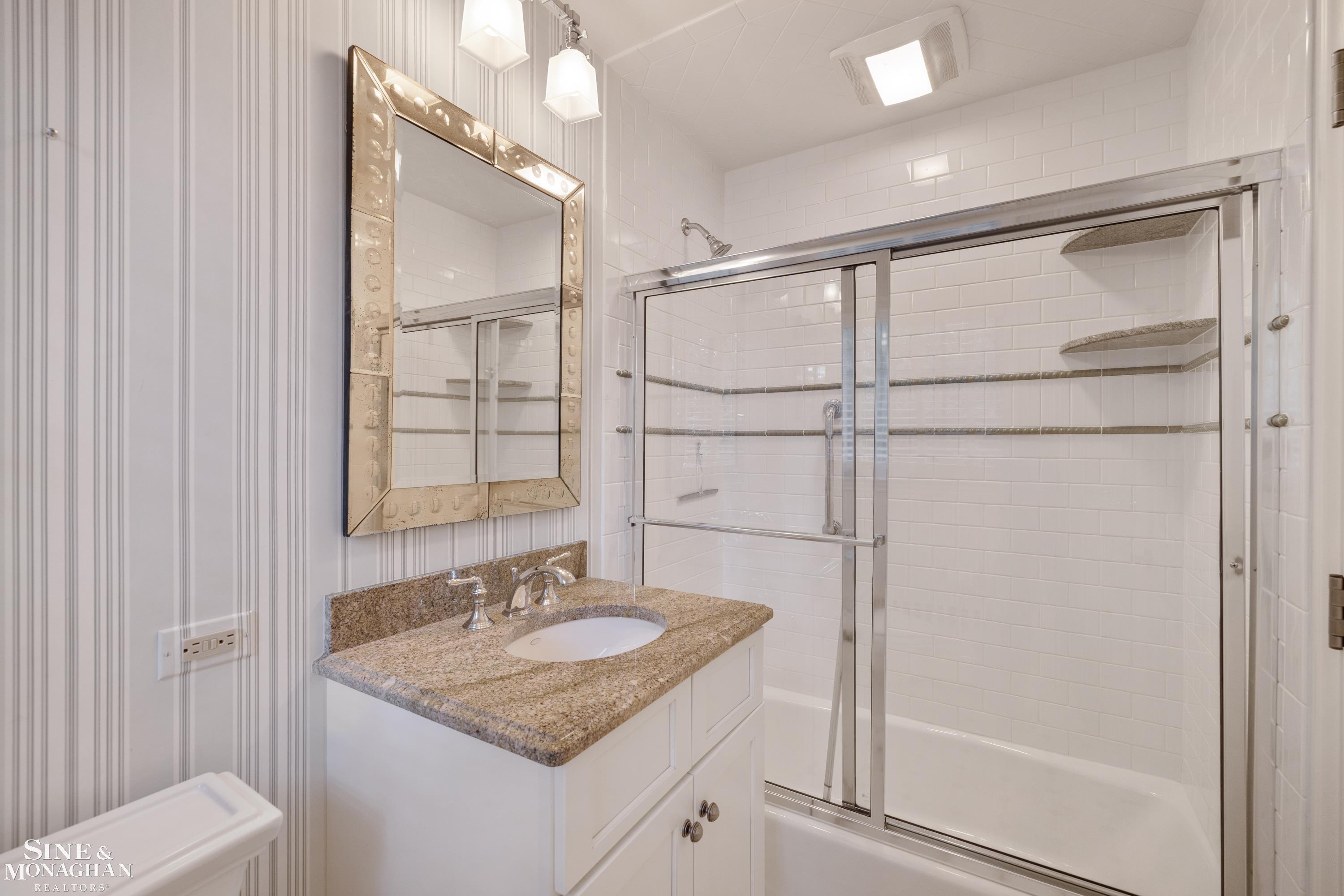 216 Ridge Road Grosse Pointe Farms, MI 48236 - Photo 18 of 50