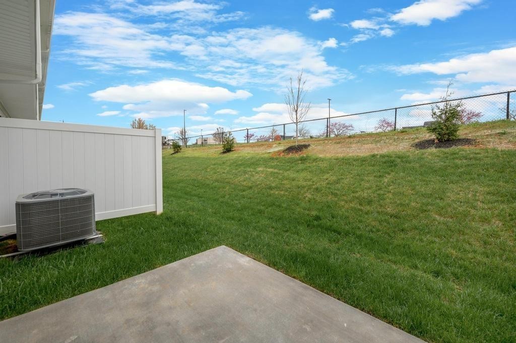 1110 Aubrey Meadows Place Franklin, KY 42134 - Photo 19 of 20 a backyard of a house with lots of green space