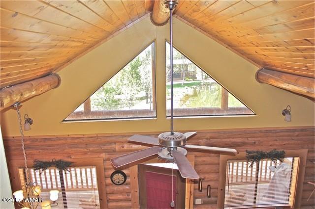 2318 Overgaard Springs Loop Overgaard, AZ 85933 - Photo 11 of 29 Gallery Image 11
