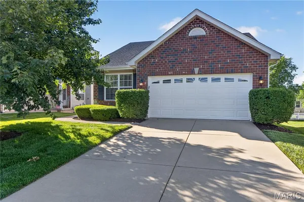$300,000 | 127 Granite Way, Wentzville, MO 63385
