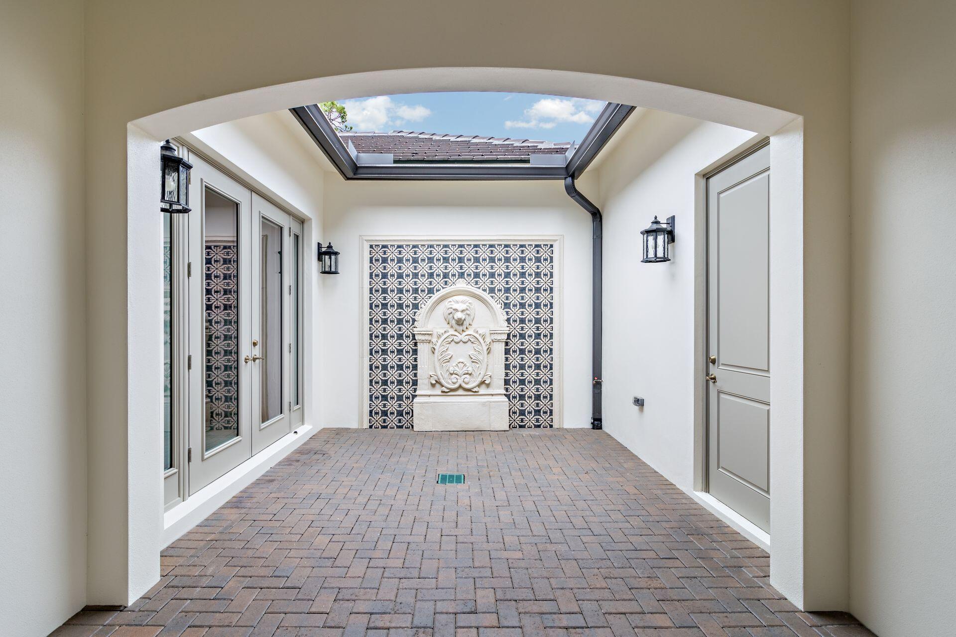 19240 Southeast Hidden Bridge Court Jupiter, FL 33458 - Photo 11 of 60 7