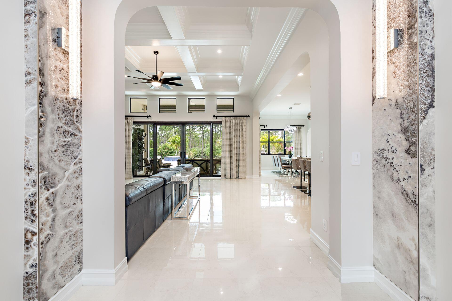 19240 Southeast Hidden Bridge Court Jupiter, FL 33458 - Photo 13 of 60 9