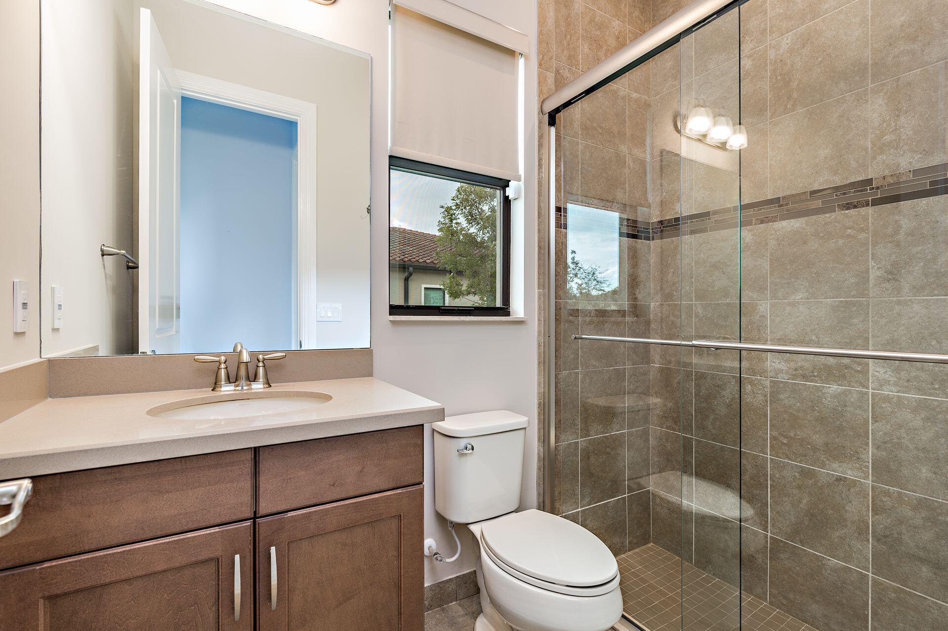 19240 Southeast Hidden Bridge Court Jupiter, FL 33458 - Photo 32 of 60 28