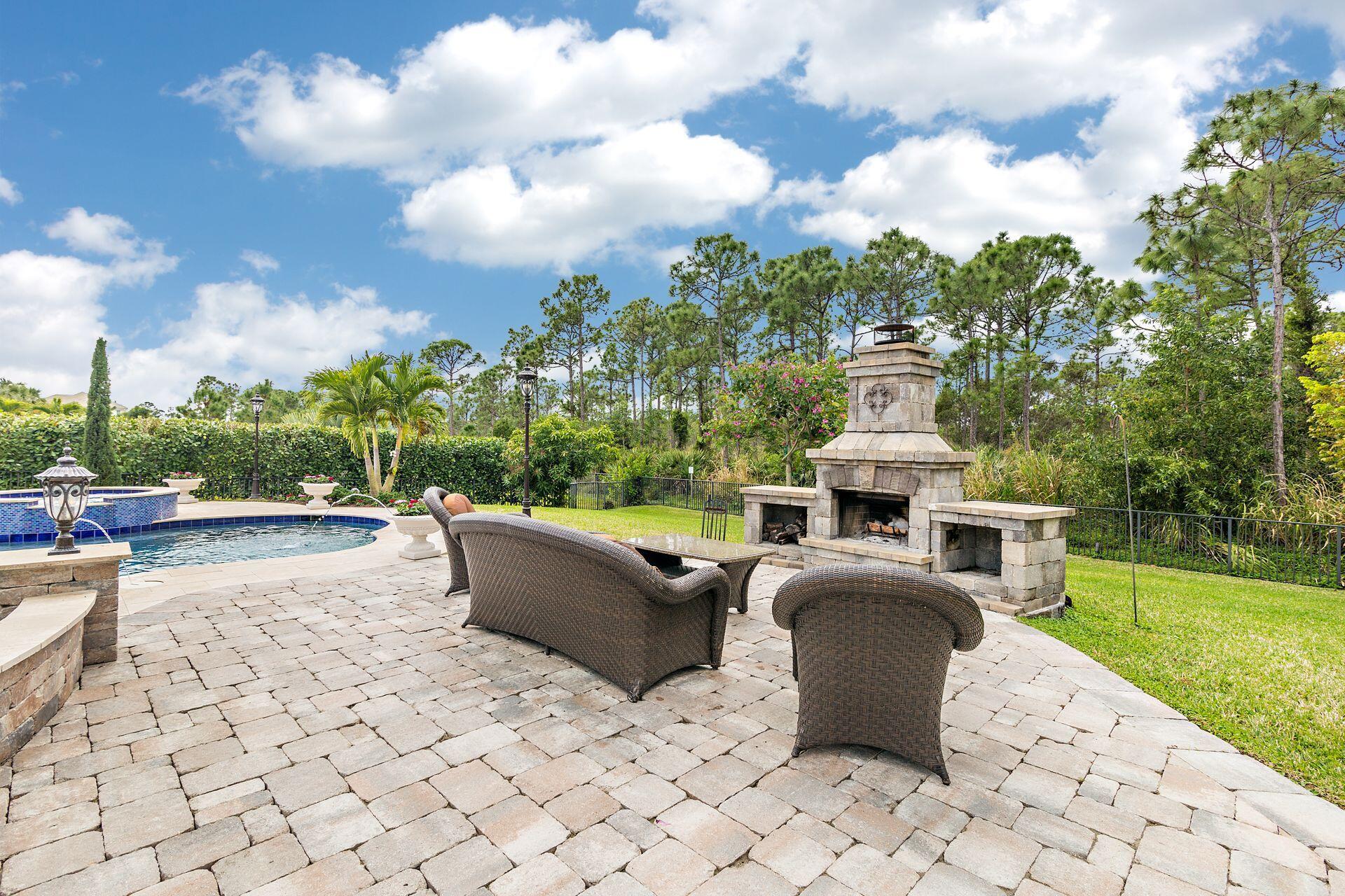 19240 Southeast Hidden Bridge Court Jupiter, FL 33458 - Photo 46 of 60 42