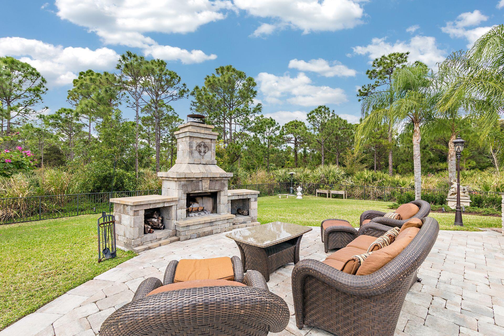 19240 Southeast Hidden Bridge Court Jupiter, FL 33458 - Photo 47 of 60 43