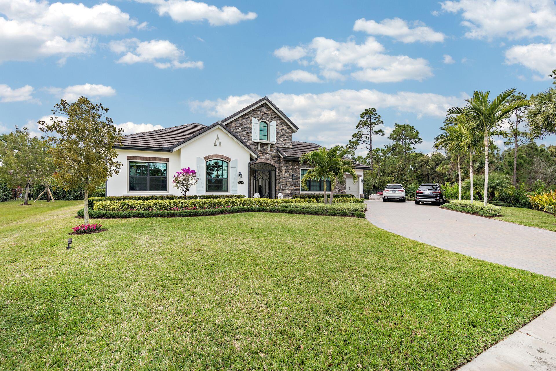 19240 Southeast Hidden Bridge Court Jupiter, FL 33458 - Photo 7 of 60 3