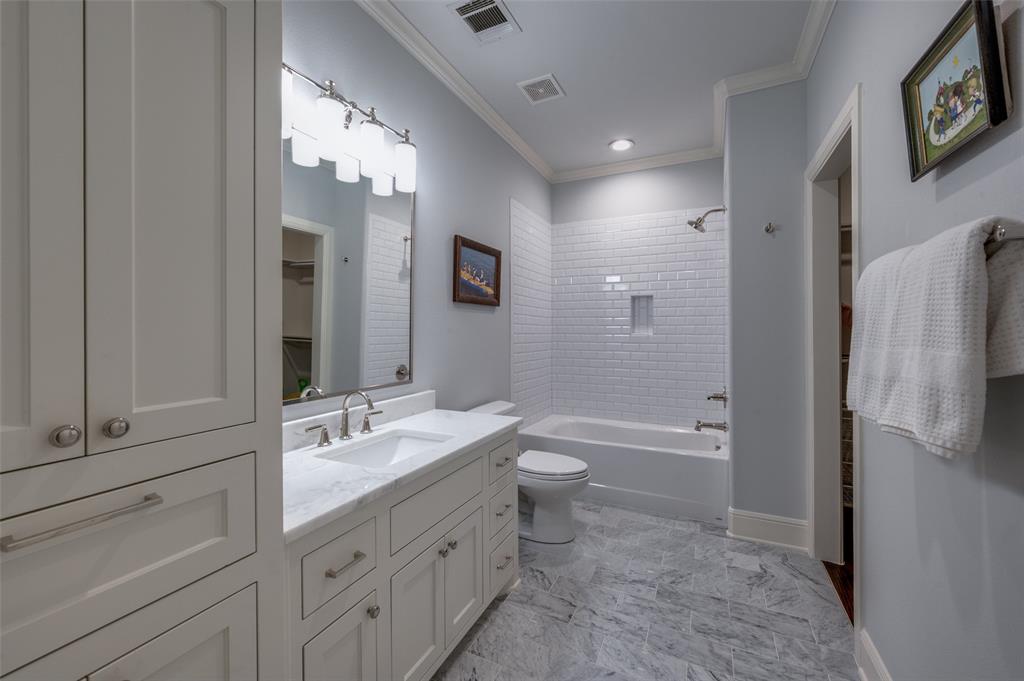 6510 Northwood Road Dallas, TX 75225 - Photo 36 of 40