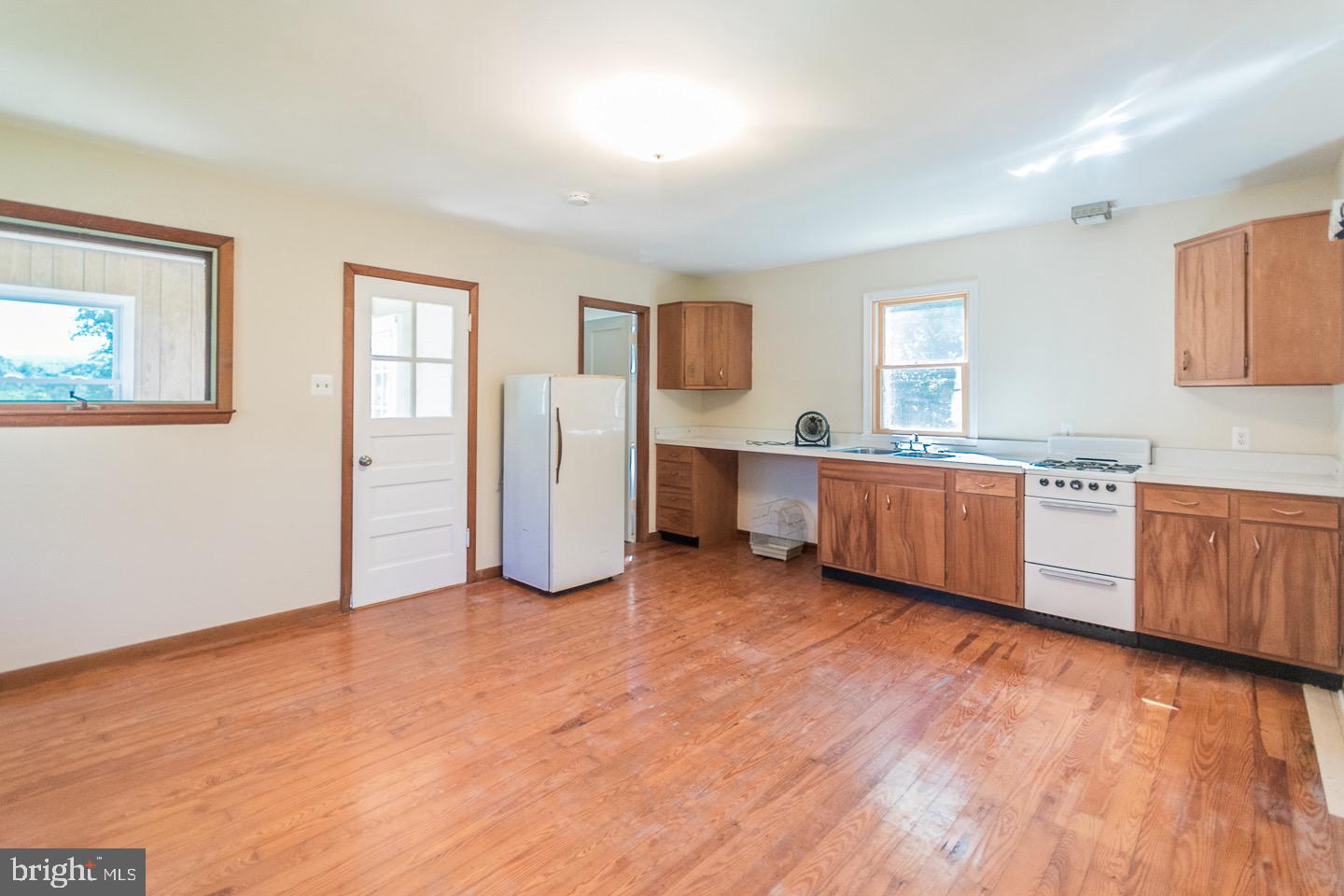 4665 Cacapon Road Berkeley Springs, WV 25411 - Photo 36 of 45 Gallery Image 36