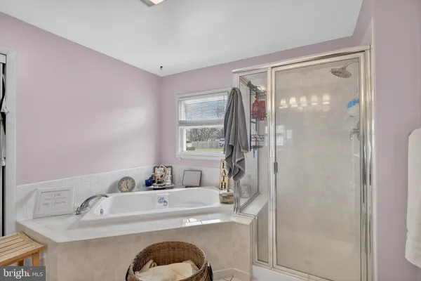 $465,000 | 804 Pineview Place, Baltimore, MD 21220