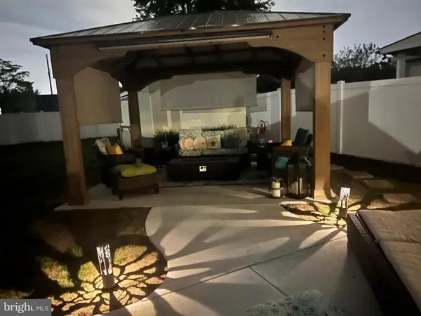 $465,000 | 804 Pineview Place, Baltimore, MD 21220